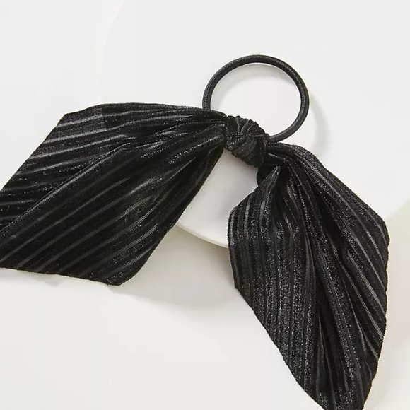 Anthropologie Ribbed Velvet Ponytail Holder Set (2) - Picture 1 of 2